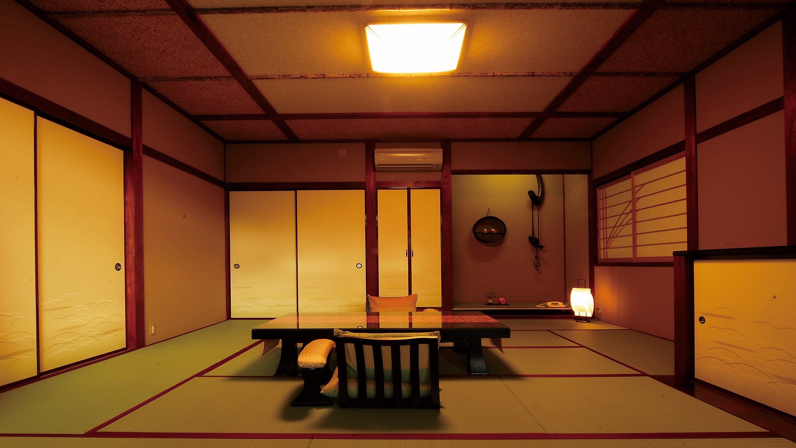 ▲ 離れ デラックスタイプ