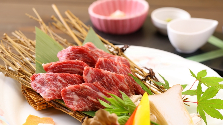 【大人の贅沢旅】信州牛の石焼”と乾杯ドリンクでちょっぴり贅沢に！絶景温泉+食事で白馬旅を満喫しよう