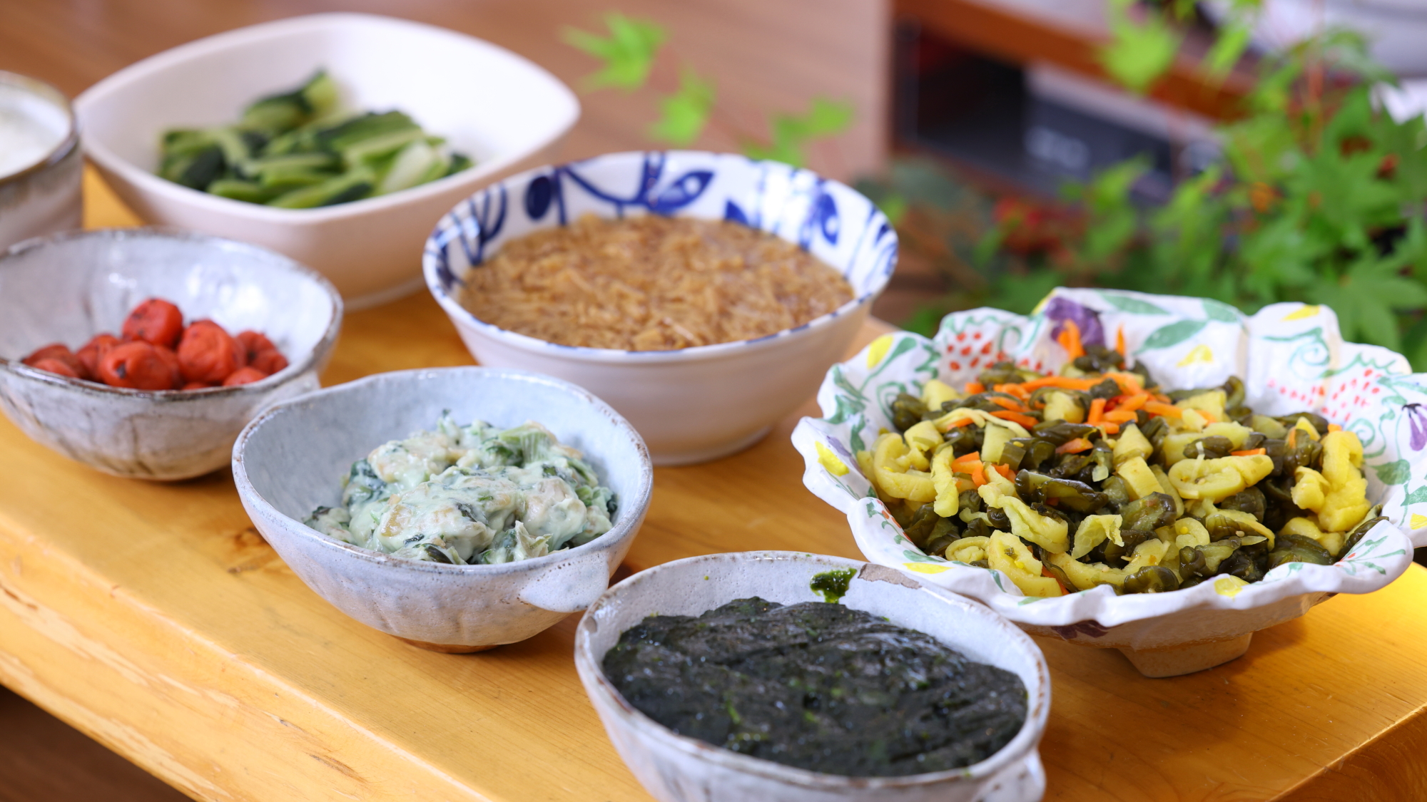 【朝食一例】ごはんのお供、漬物も色々ございます