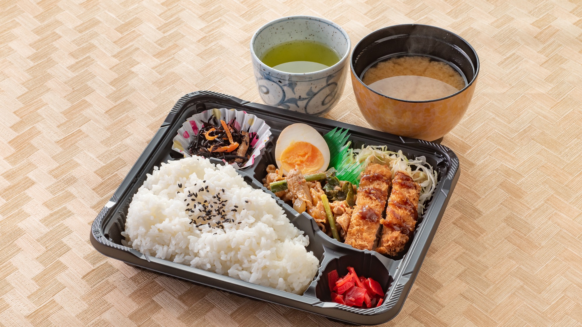 【お弁当】地元業者の健康お弁当
