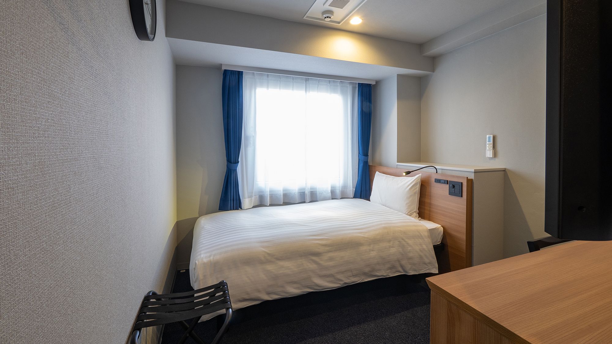 エコノミーシングル