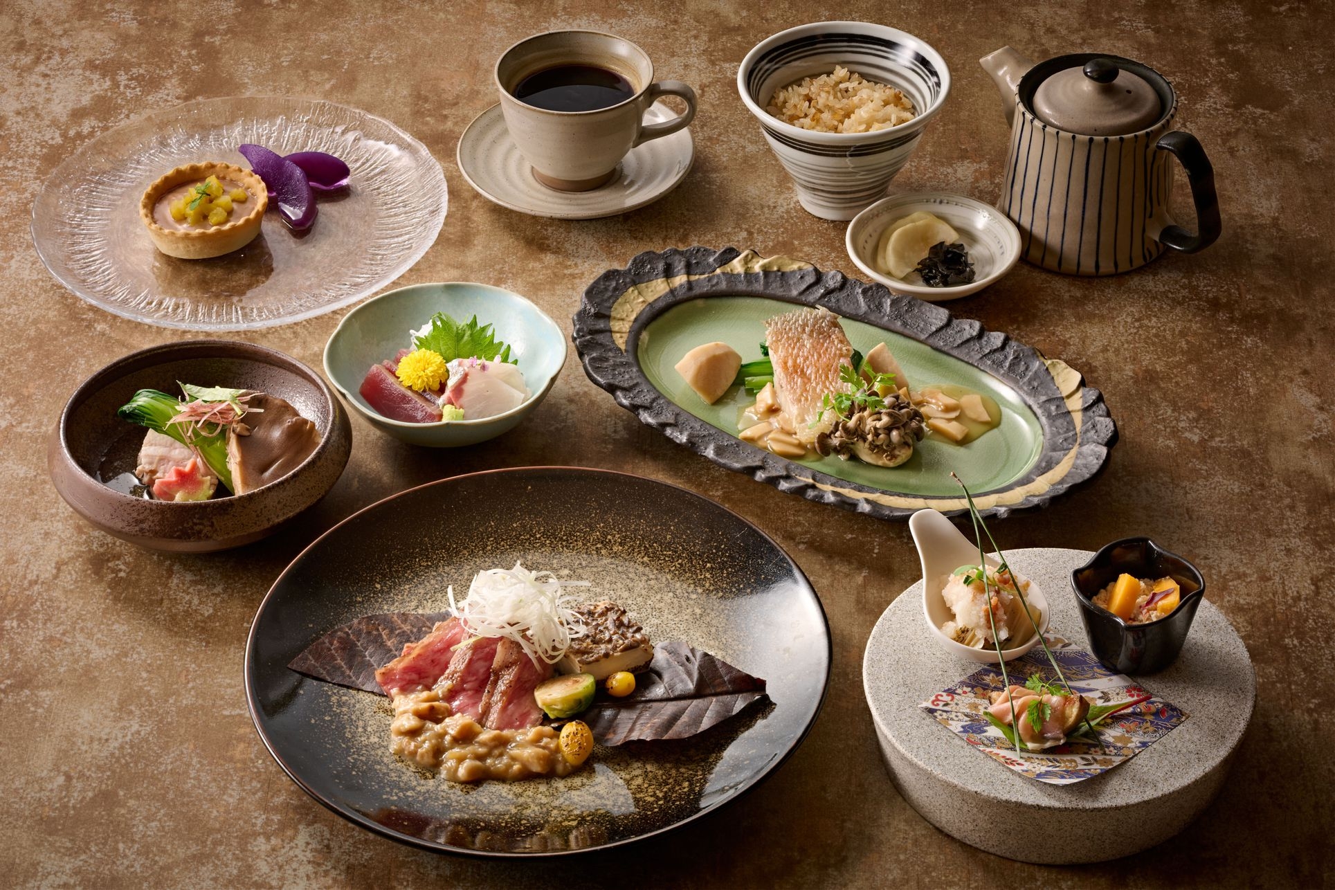 【さき楽90】90日前までのご予約でお得！ ご夕食を最上位コースにアップグレード