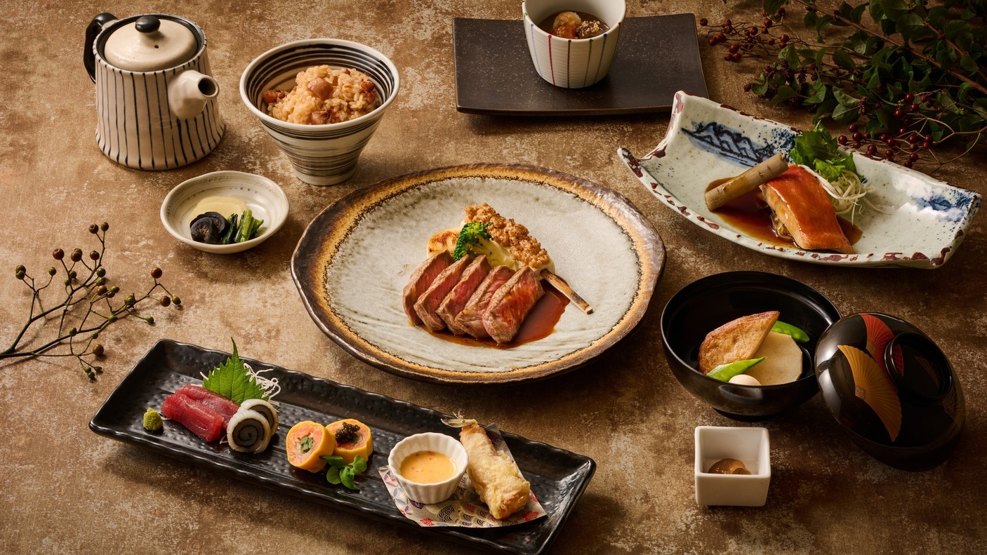 【さき楽90】90日前までのご予約でお得！ ご夕食を最上位コースにアップグレード