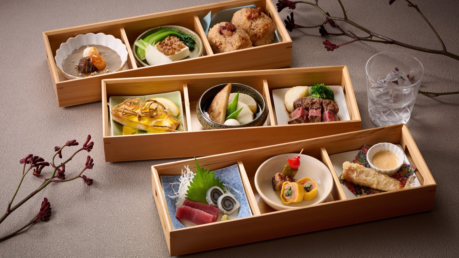  【綾館限定】温泉露天風呂付客室でくつろぐ お部屋食付きプラン