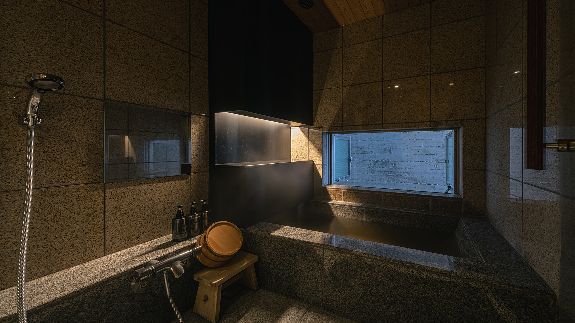 温泉 メゾネット和洋室