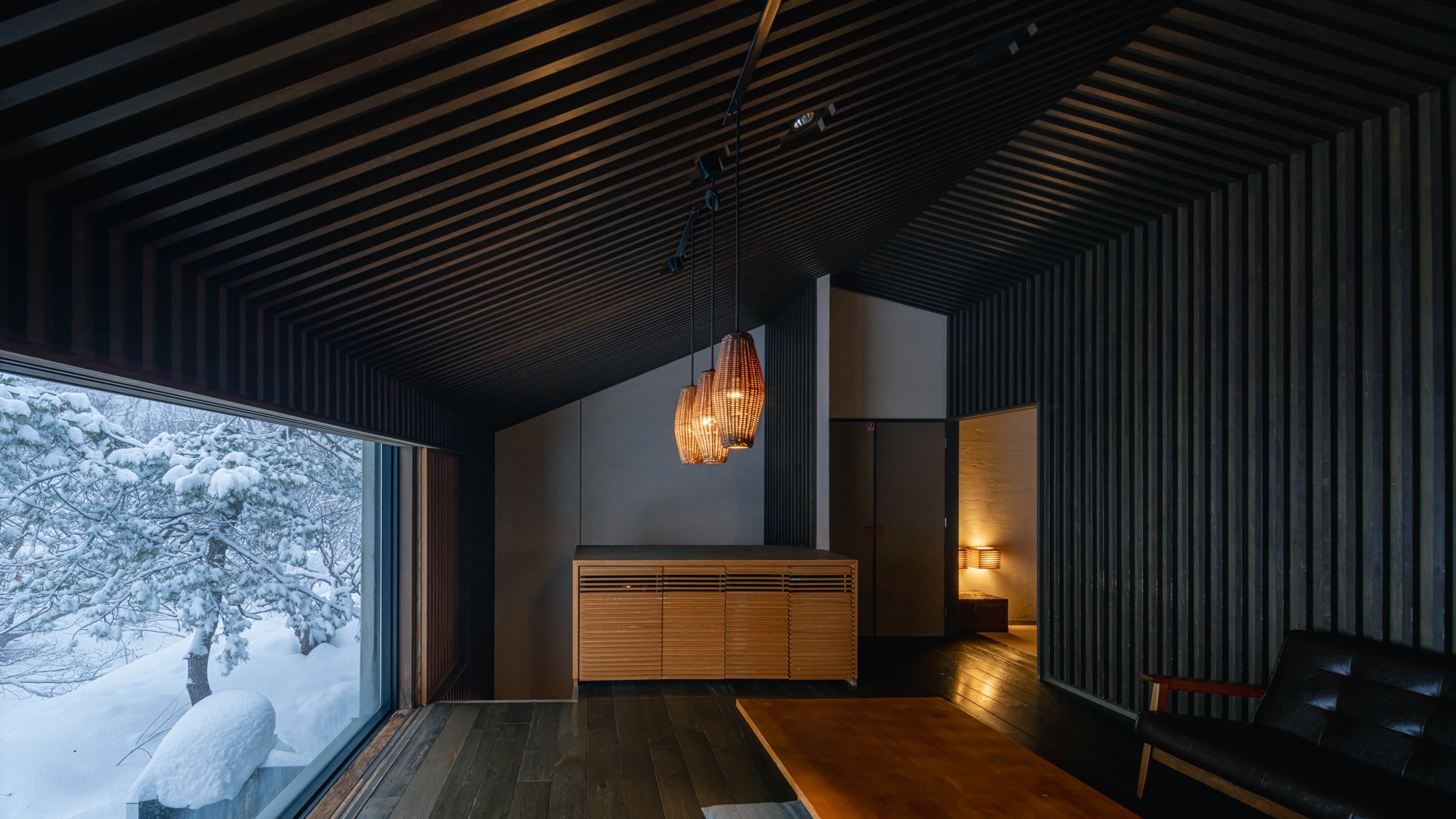 半露天温泉 4ベッドスイート