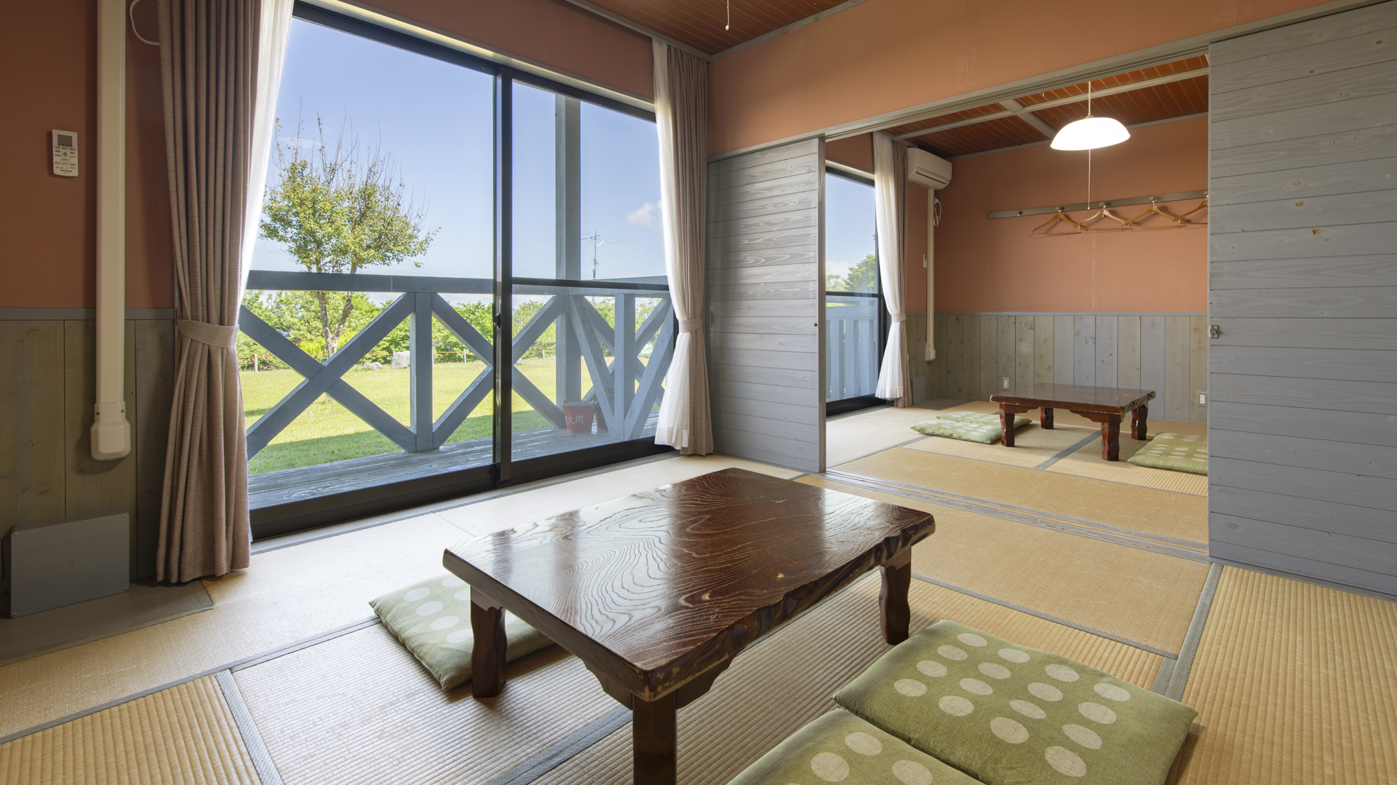 *【森の交流館（二間和室一例）】グループ旅行や三世代家族旅行でのご利用に最適です。