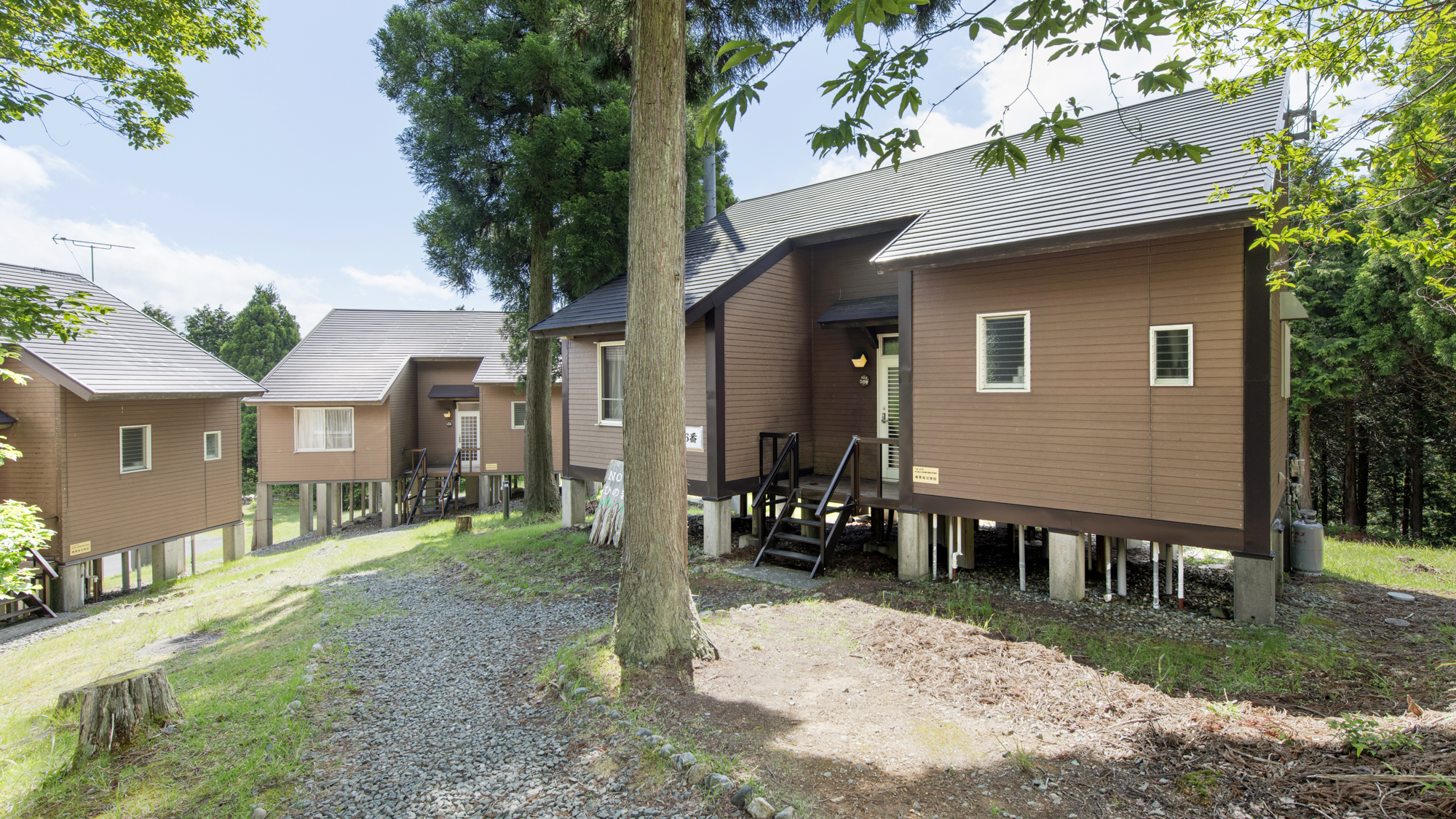 *【ファミリーコテージ】1階建てと2階建てがございます。（ご指定不可）