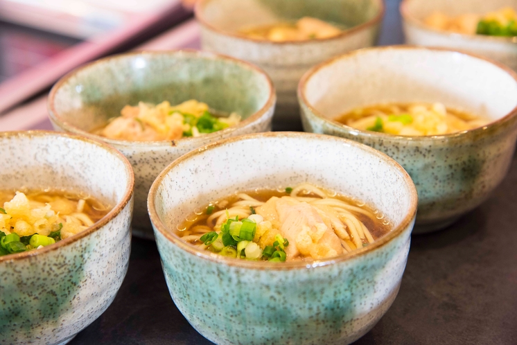 朝食メニュー　鳥中華