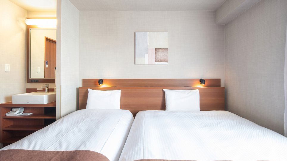 エキストラツイン（150㎝幅ベッド×1台・90㎝幅エキストラベッド×1台）