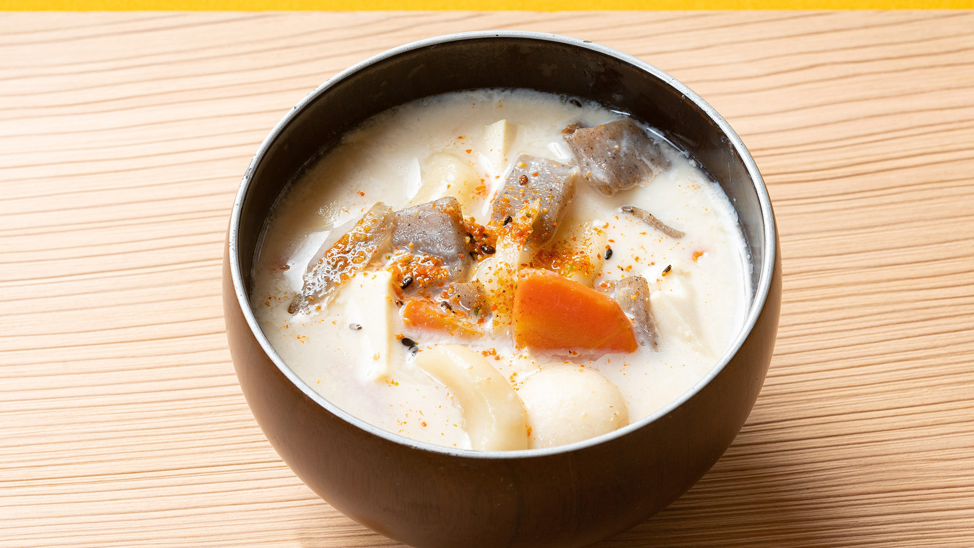 【ベッセルホテル都城オリジナル】呉汁風豆乳味噌汁　宮崎呉汁/豆乳/都城早川味噌。まろやかな仕あがり。