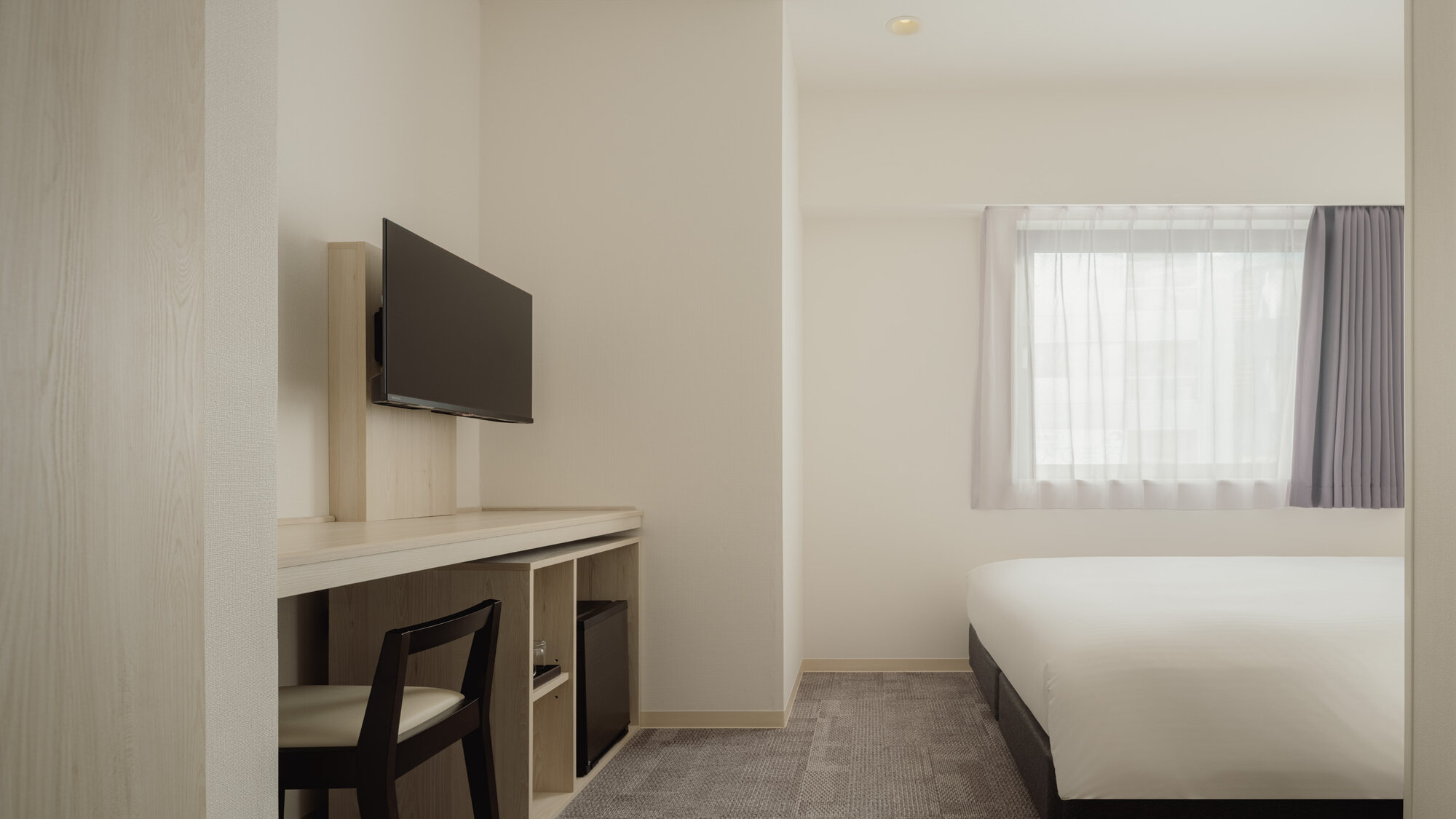 【禁煙】ユニバーサルクイーン（15平米）