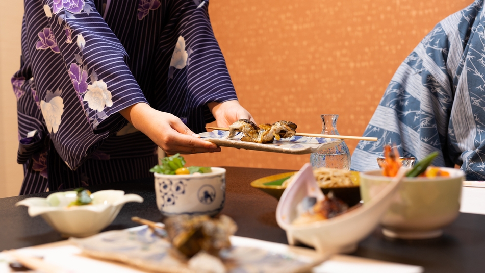 ■記念日■＜個室食確約＋お祝い会席＆ケーキ＞貸切露天風呂無料！特別な日に特別なサプライズを♪