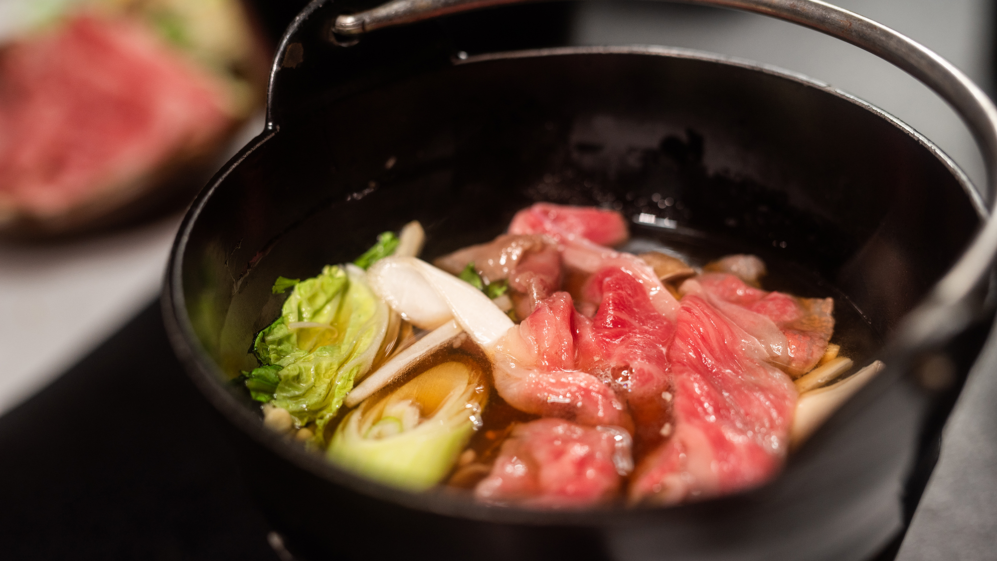 メインはすき焼き♪【信州牛】の上質な味わいを、ゆっくりとお召し上がりください。