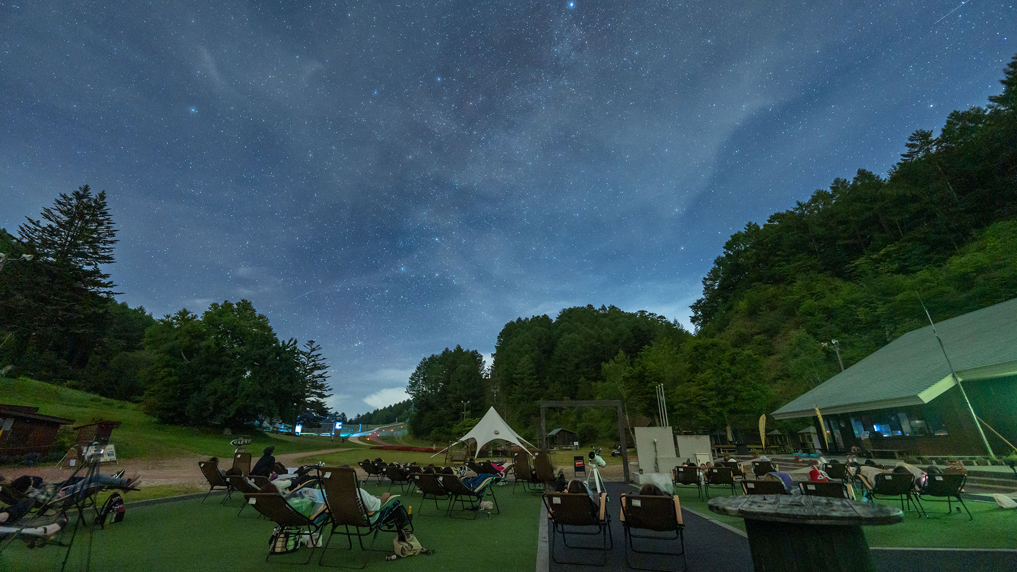 【天空の楽園 ナイトツアー】上質な空間で星空を堪能