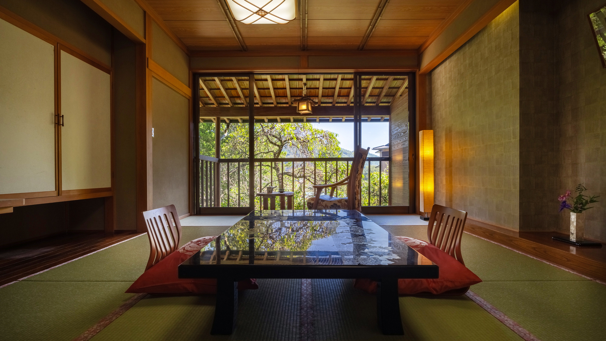 【離れ12畳】大切な人と「ゆとりある静寂」を過ごしたい方におすすめの空間