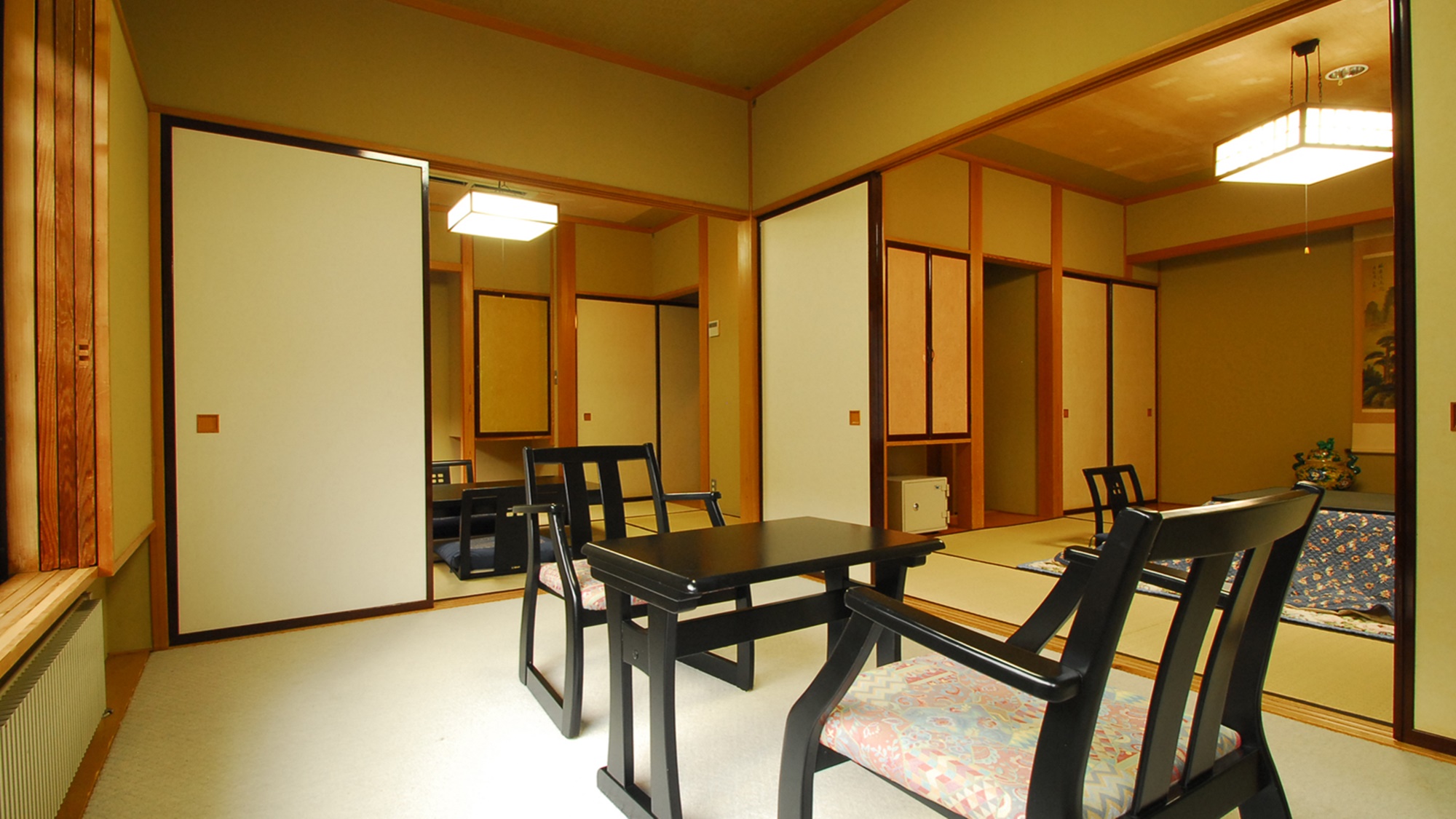 *新館和室(8+6畳)