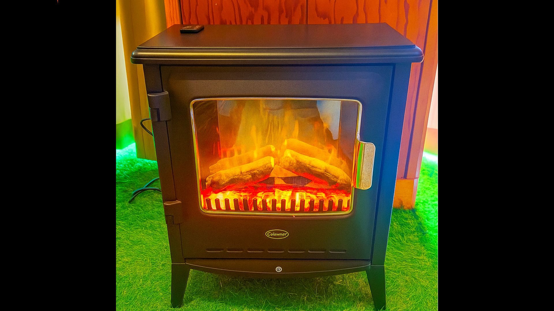 今年から暖炉が新登場！