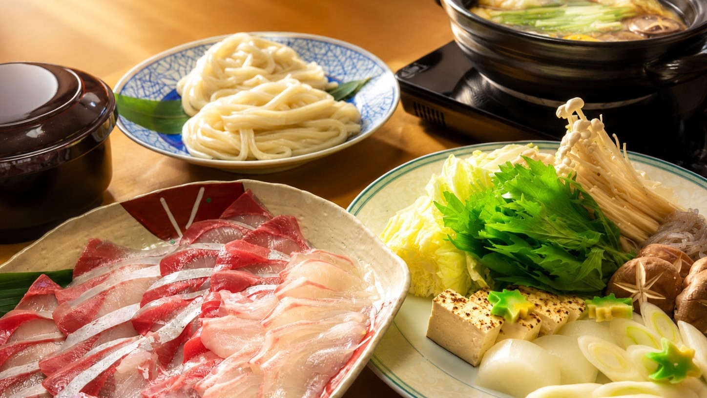 ★夕食はお部屋で★すきしゃぶ鍋を囲んでゆったり団欒のひとときを【夕朝食付】