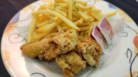 ポテト＆からあげ（夕食メニュー 一例）