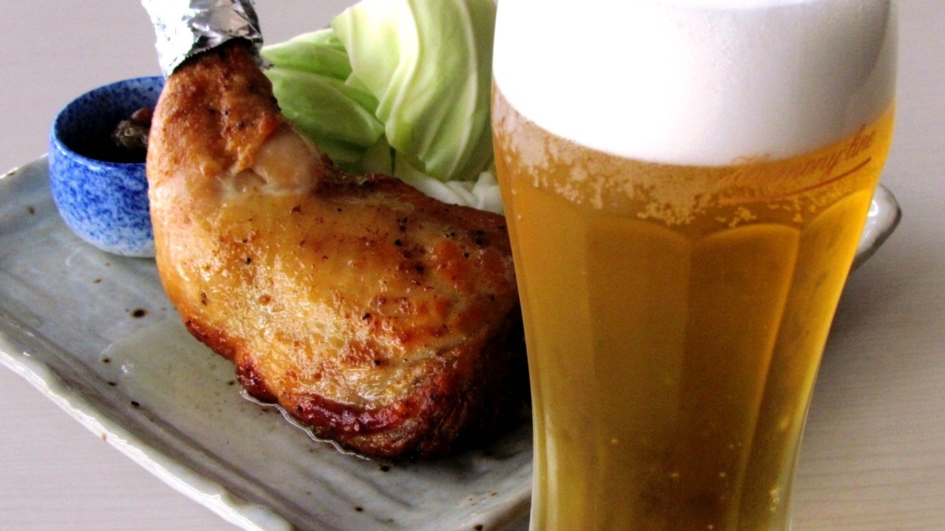 骨付き鶏＆ビールセット（夕食メニュー 一例）