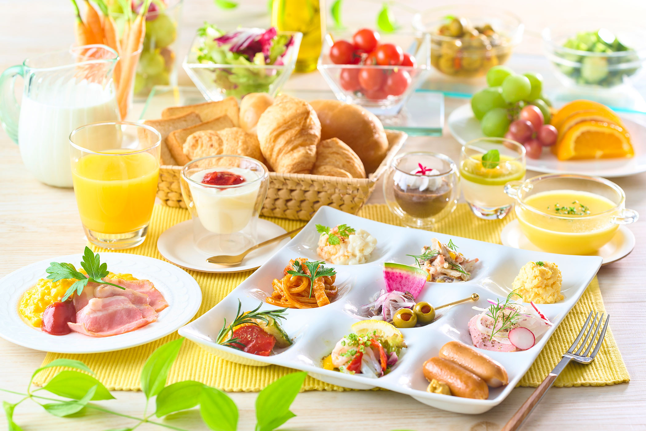 【夕食なし・朝食付】観光にもビジネスにも♪遅いチェックインでもOK 1泊基本バイキング朝食付