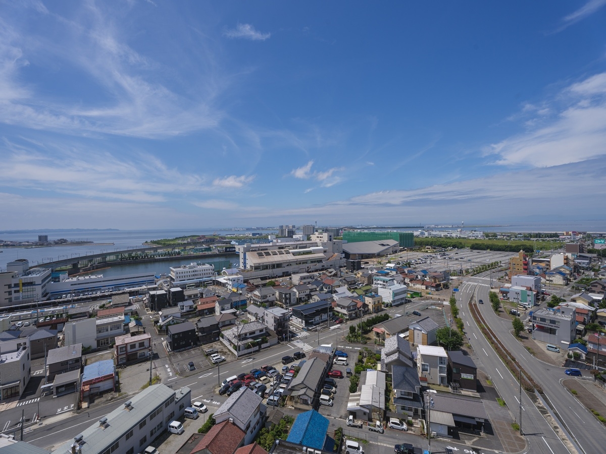 ◇高層階確約◇11階以上のお部屋で常滑の街並みも一望！大浴場＆無料駐車場あり＜素泊まり＞
