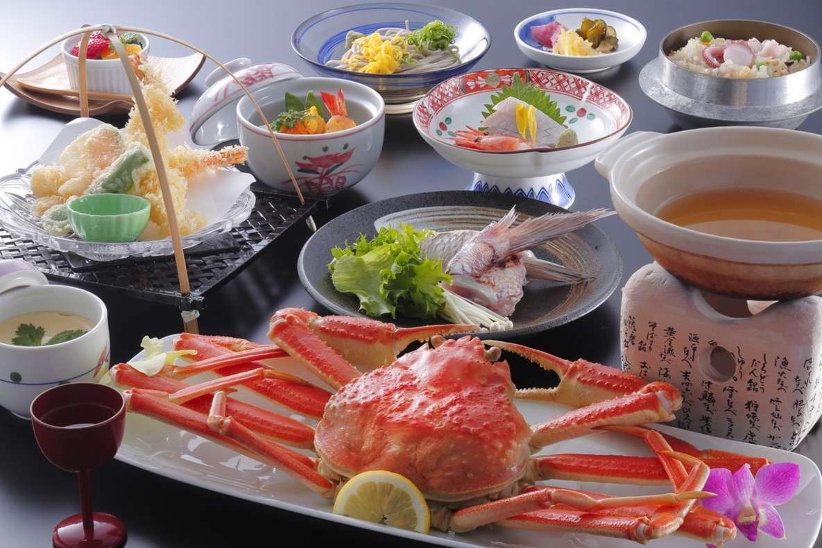 【いいとこ、掘りだくさんキャンペーン対象】オフシーズンでも味わう贅沢！カニ１杯付★海幸満載会席