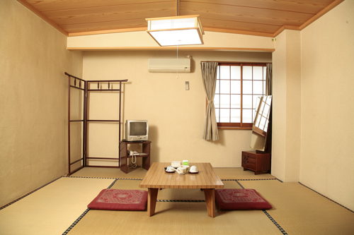 Japanese-style room standard (7-8 tatami mats)