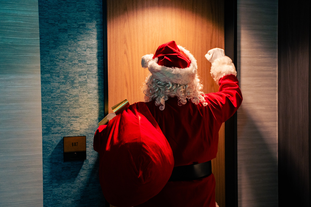 [朝食付][1日15室限定]サンタクロースがお部屋にやってくる！〜家族で過ごす特別なクリスマスステイ