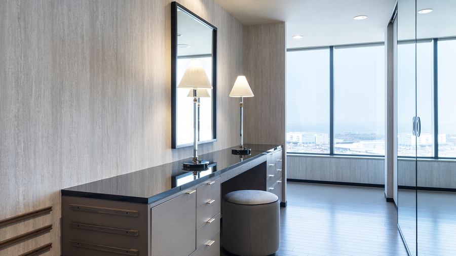 クラブプレミアルーム内のドレッサー