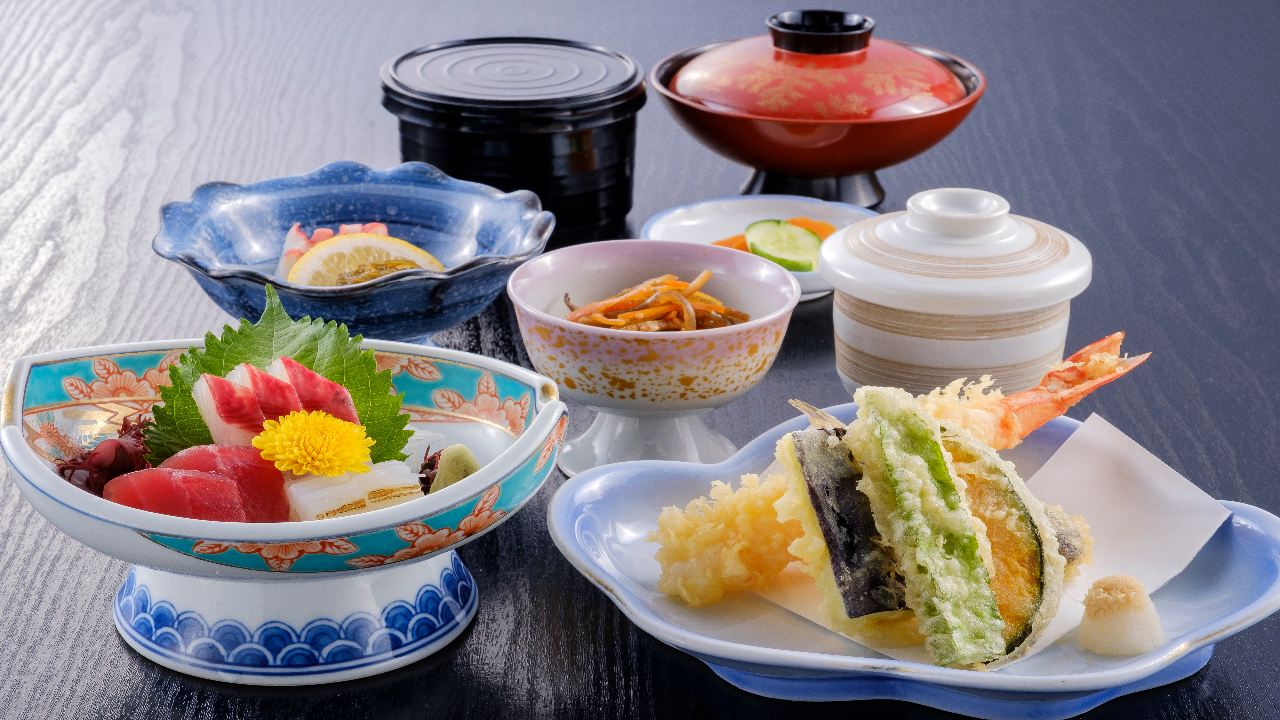 花ひむか膳 2,400円・税込