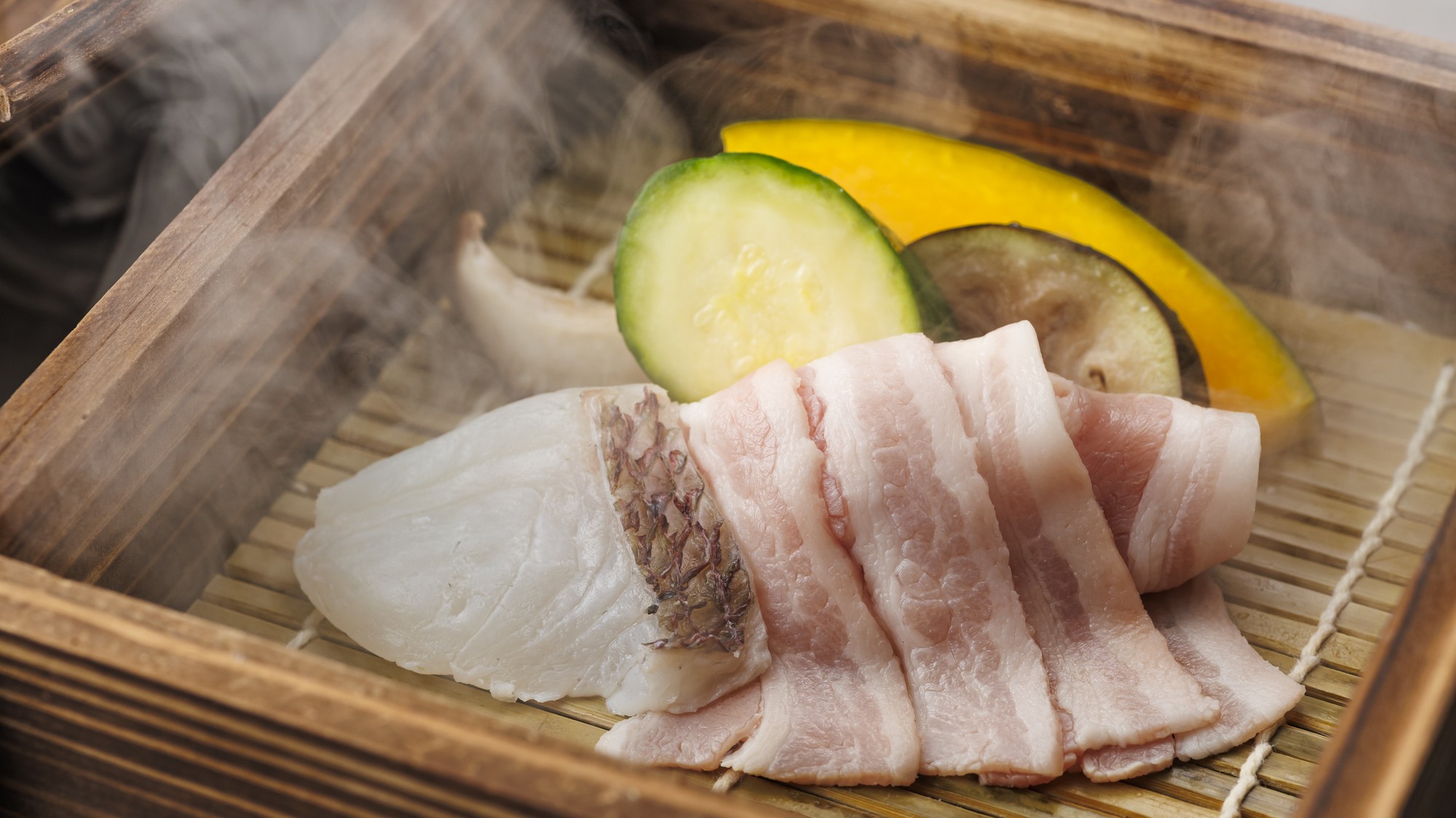 3.1～5.31【季節の会席】鯛と知多豚蒸し籠蒸し