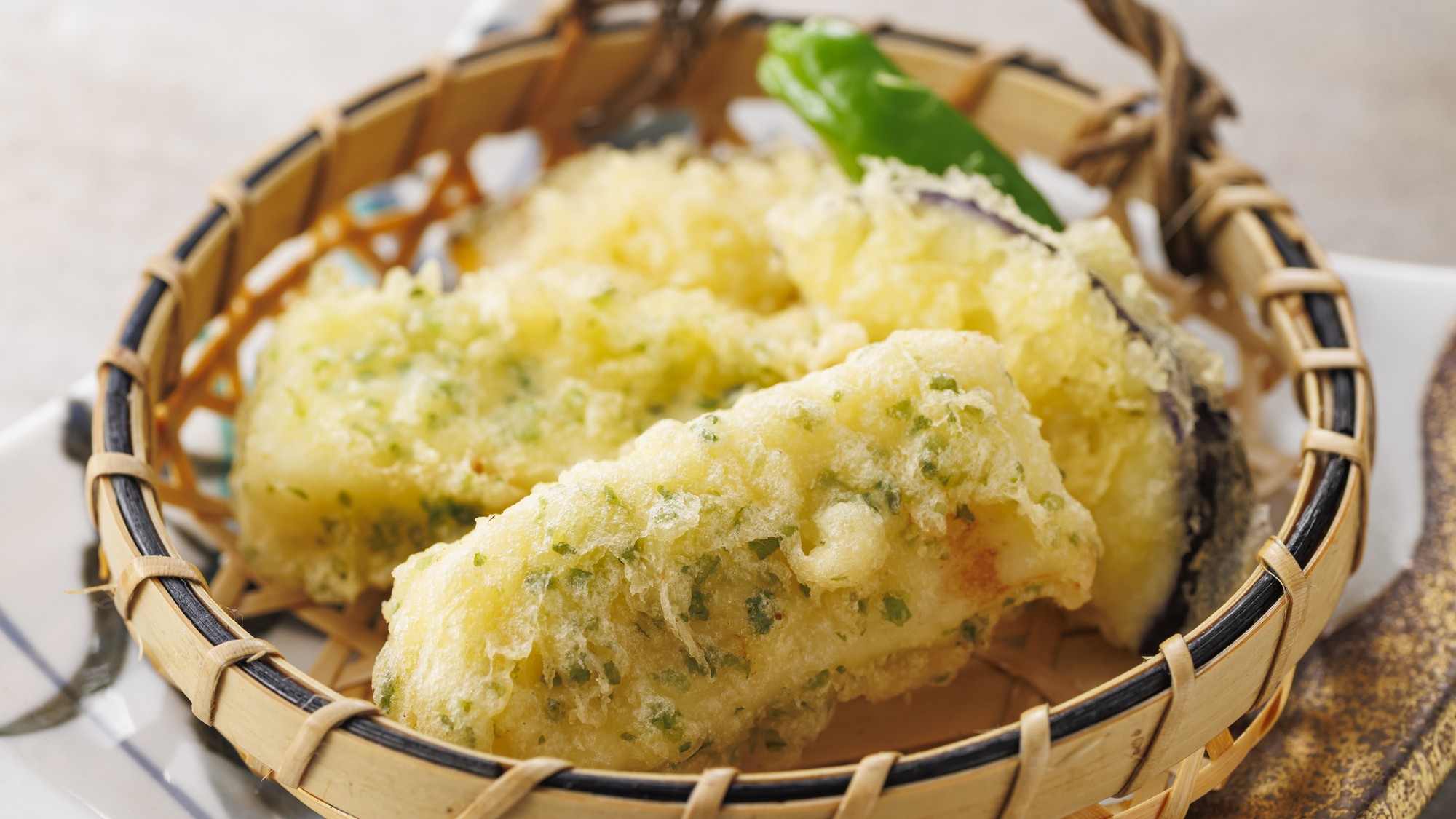 3.1～5.31【土地の恵み会席】白魚真丈磯辺揚げ