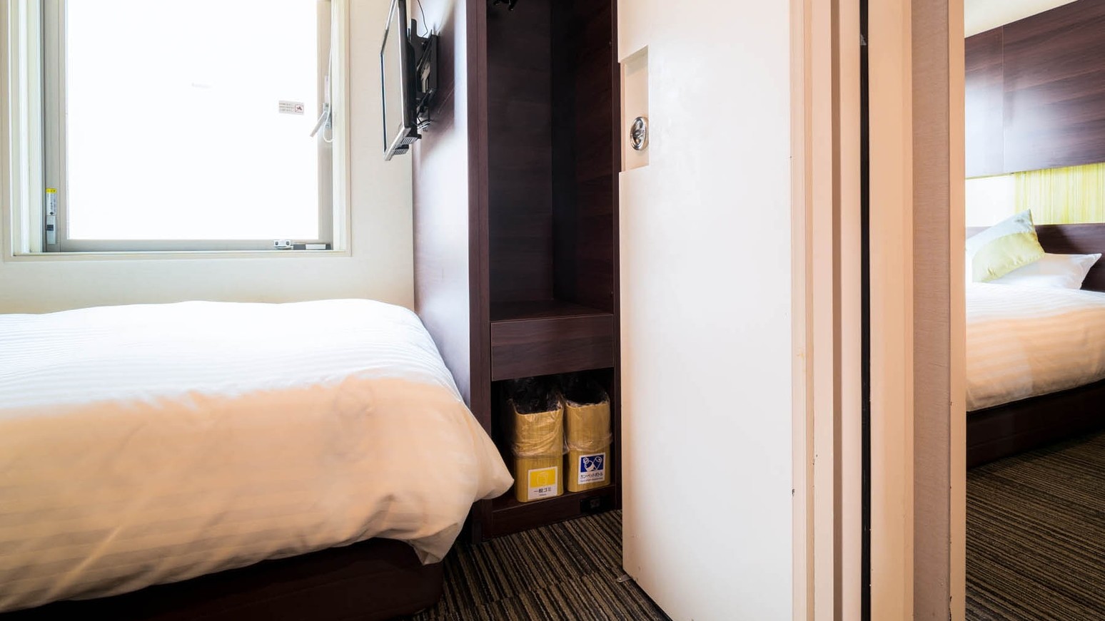 2部屋を中の扉で行き来できるお部屋です