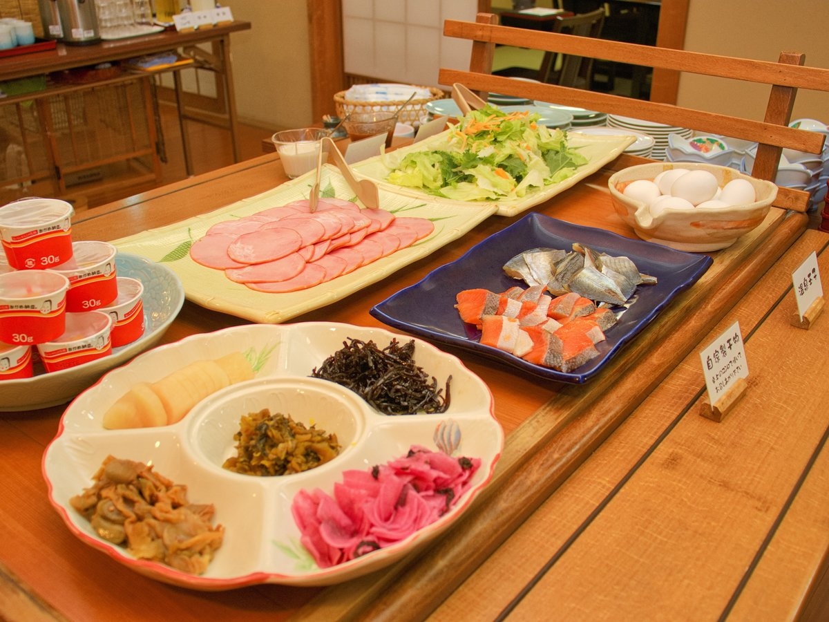 【21時までOK】到着が遅くても安心♪弥彦の湯と朝の味わいを楽しむ〜オールインクルーシブ〜【朝食付】