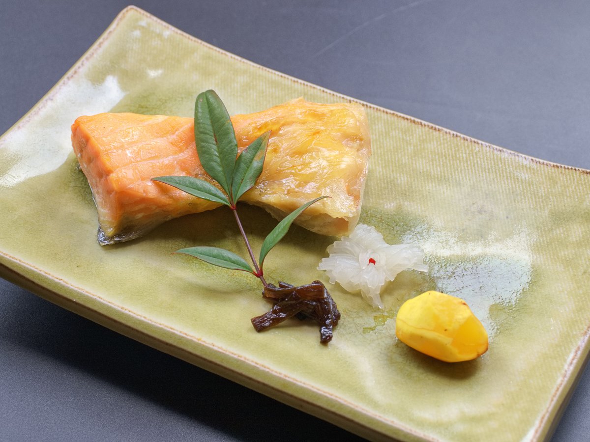 焼肴（サーモン塩焼）【お食事一例】