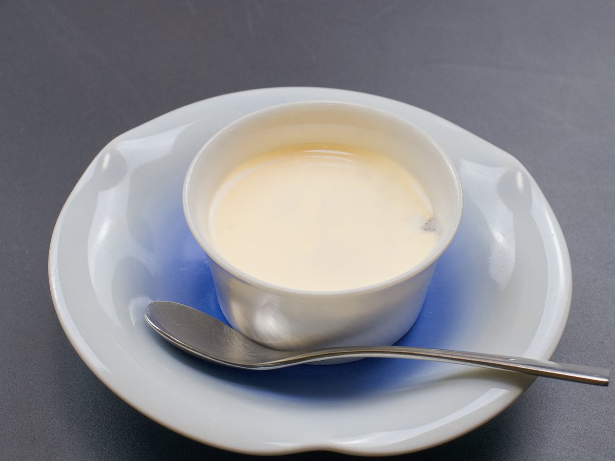 水菓子（無花果と胡麻のムース）【お食事一例】