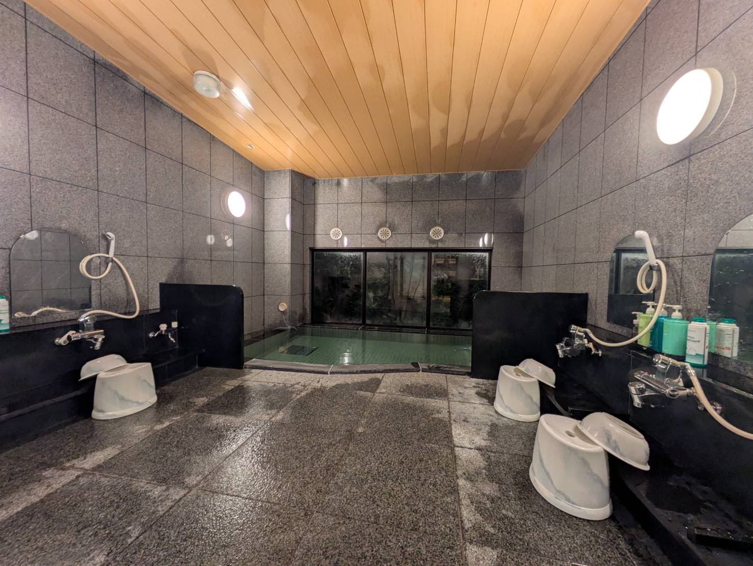 男性大浴場