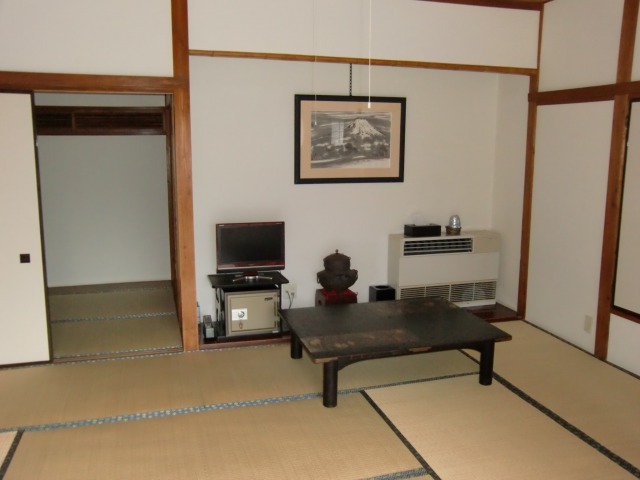 [Fuji] Kamar bergaya Jepang, 10 tikar tatami