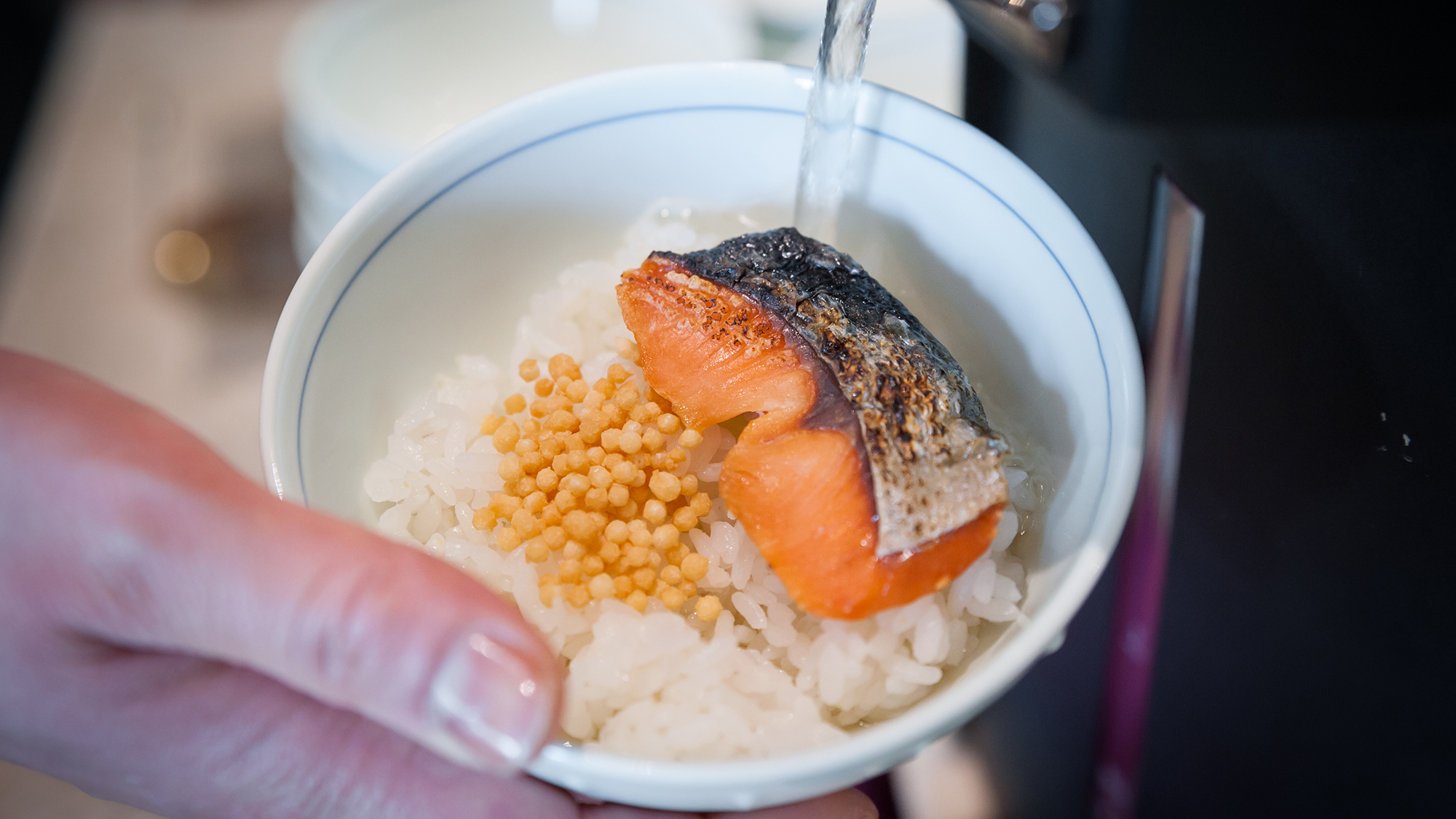 自分好みの組み合わせで楽しめる、だし茶漬けとのせまぜご飯