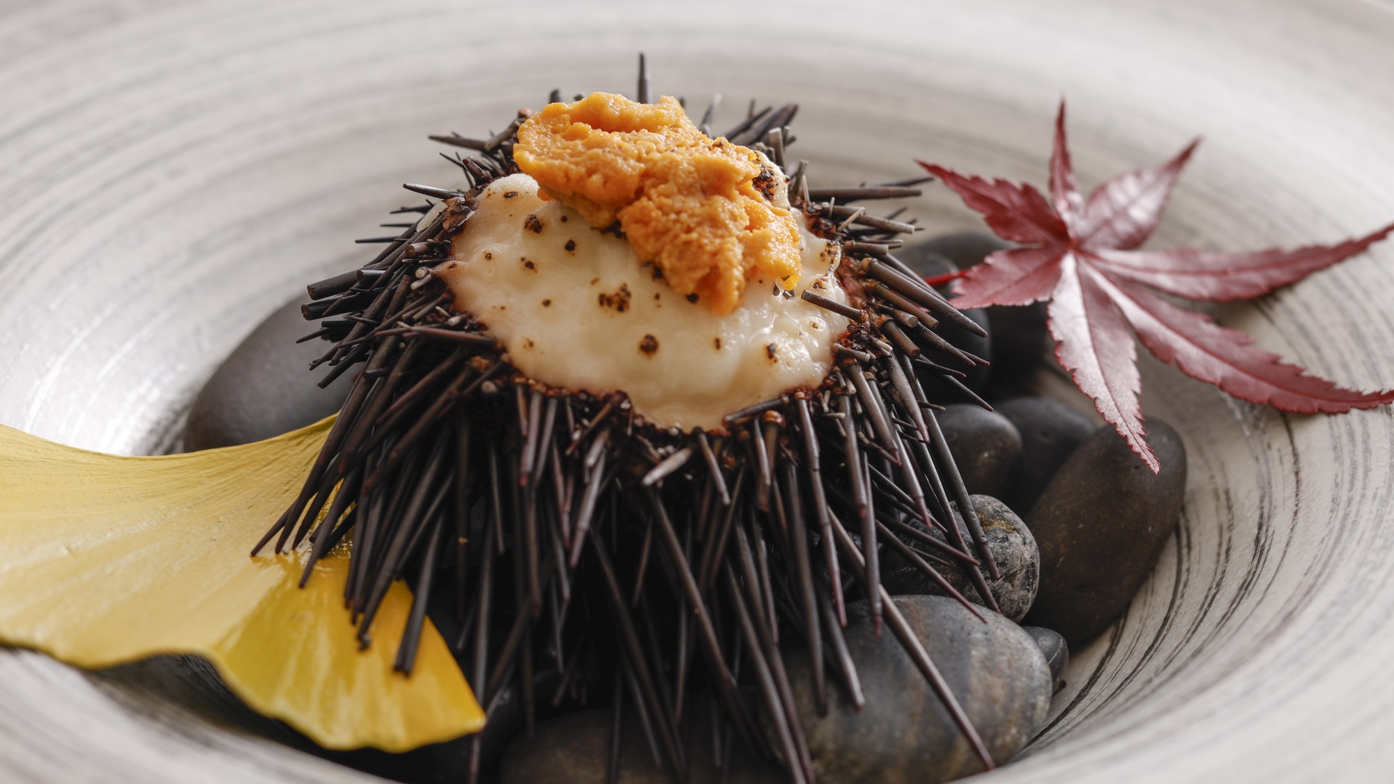 【土地の恵み会席】1泊2食　地元ならではの旬の食材を楽しむ会席
