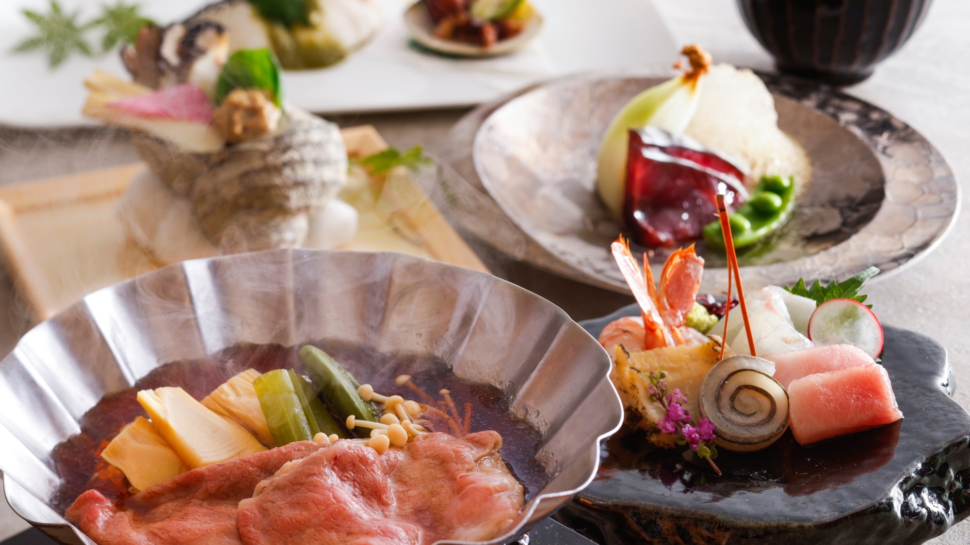 【土地の恵み会席】1泊2食　地元ならではの旬の食材を楽しむ会席