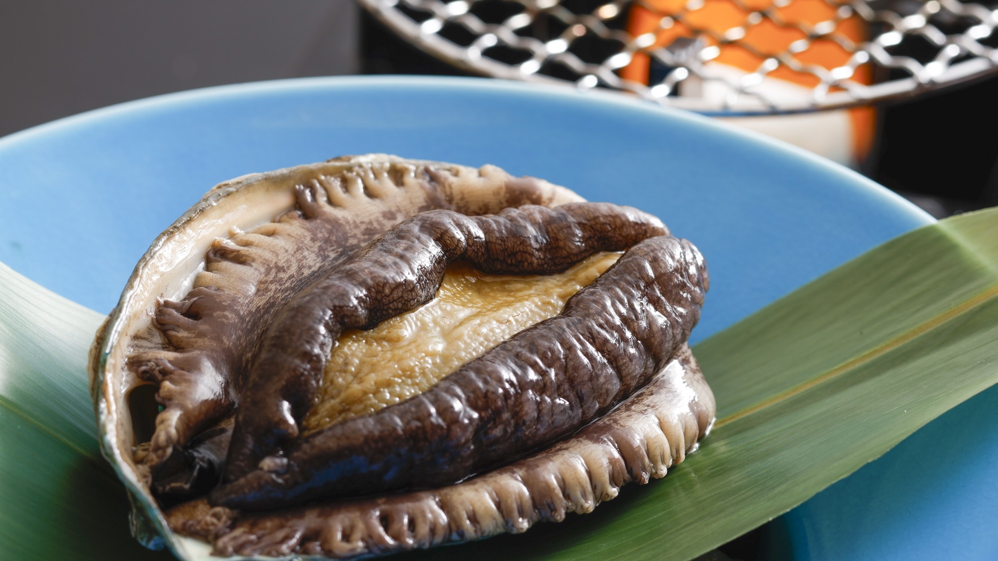 【ビュッフェ×選べる特別料理】ビュッフェプランに3種の高級食材から一品をチョイス！