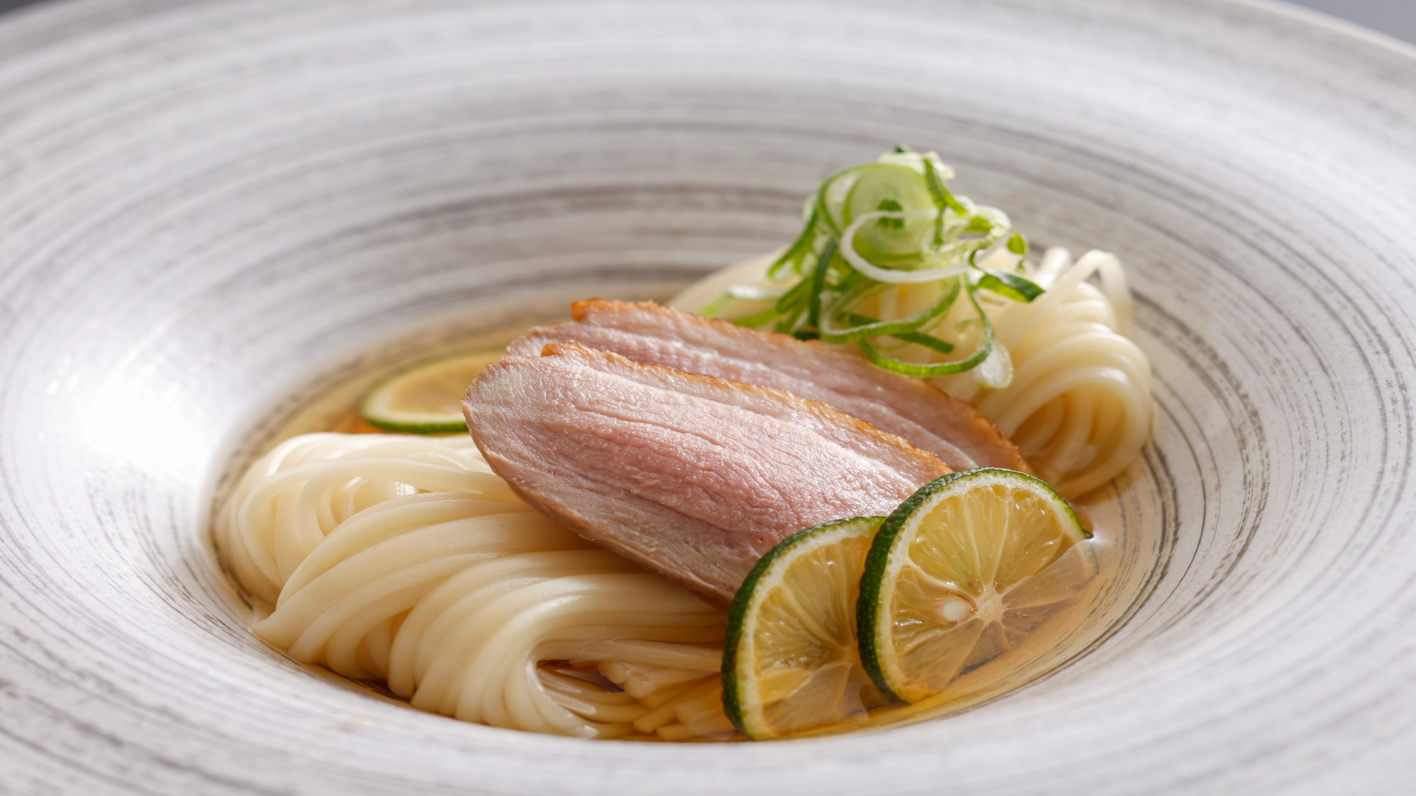 【土地の恵み会席】夏(2026年6月～8月)凌ぎ 滑らかな舌触りとツルツルの喉越しの三重県産ひやむぎ