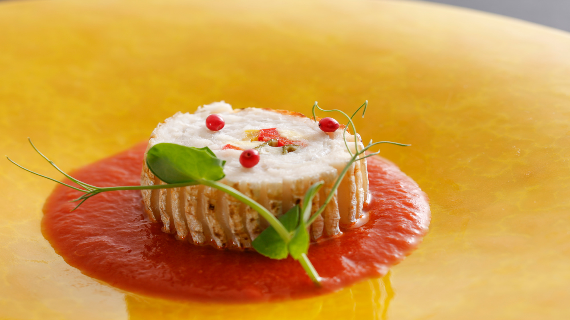 【土地の恵み会席】夏(2026年6月～8月)焼物 太刀魚夏野菜巻　海女トマトソース