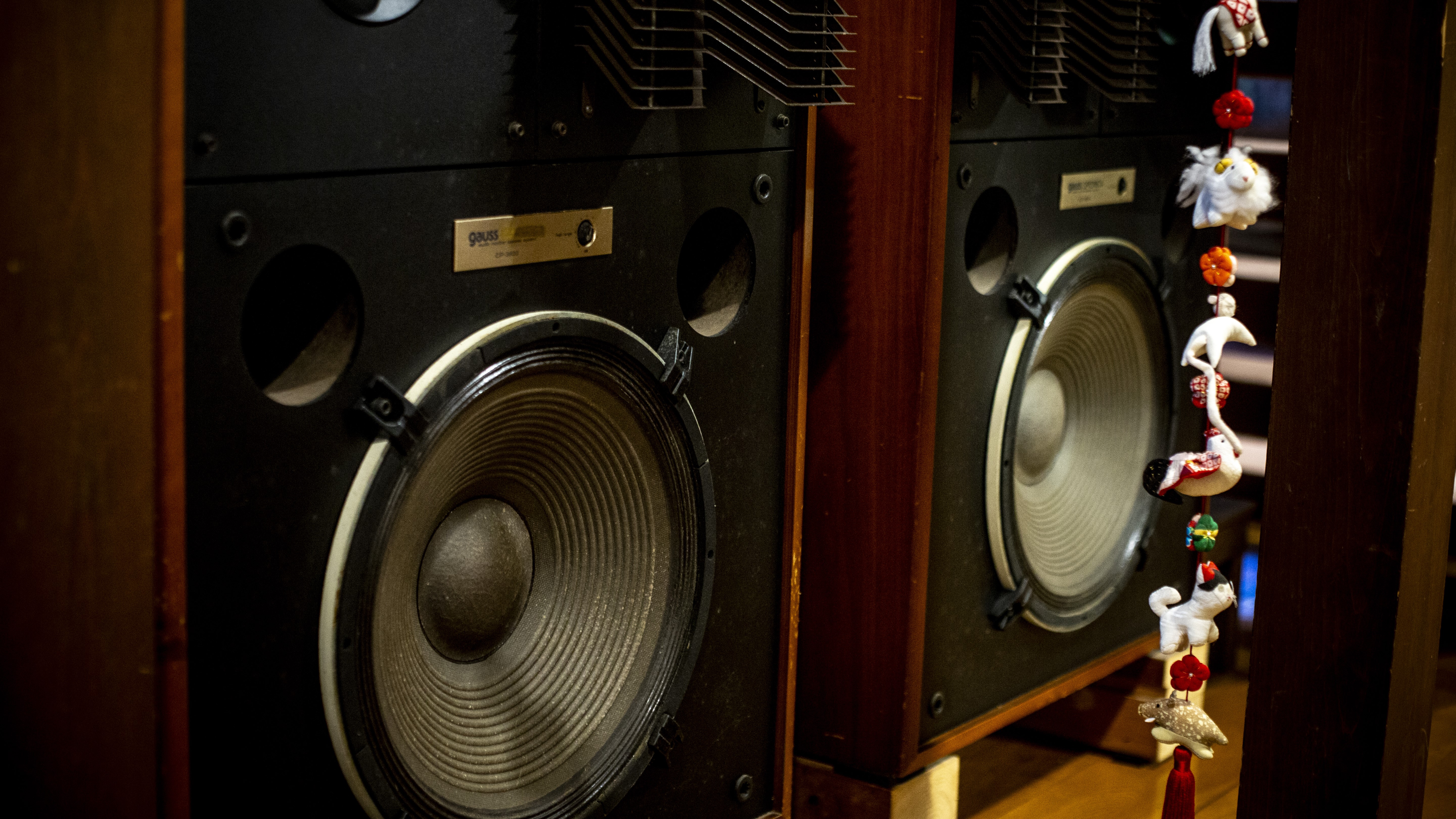 【オーディオ】主人がこだわりをもつ本館のオーディオ。