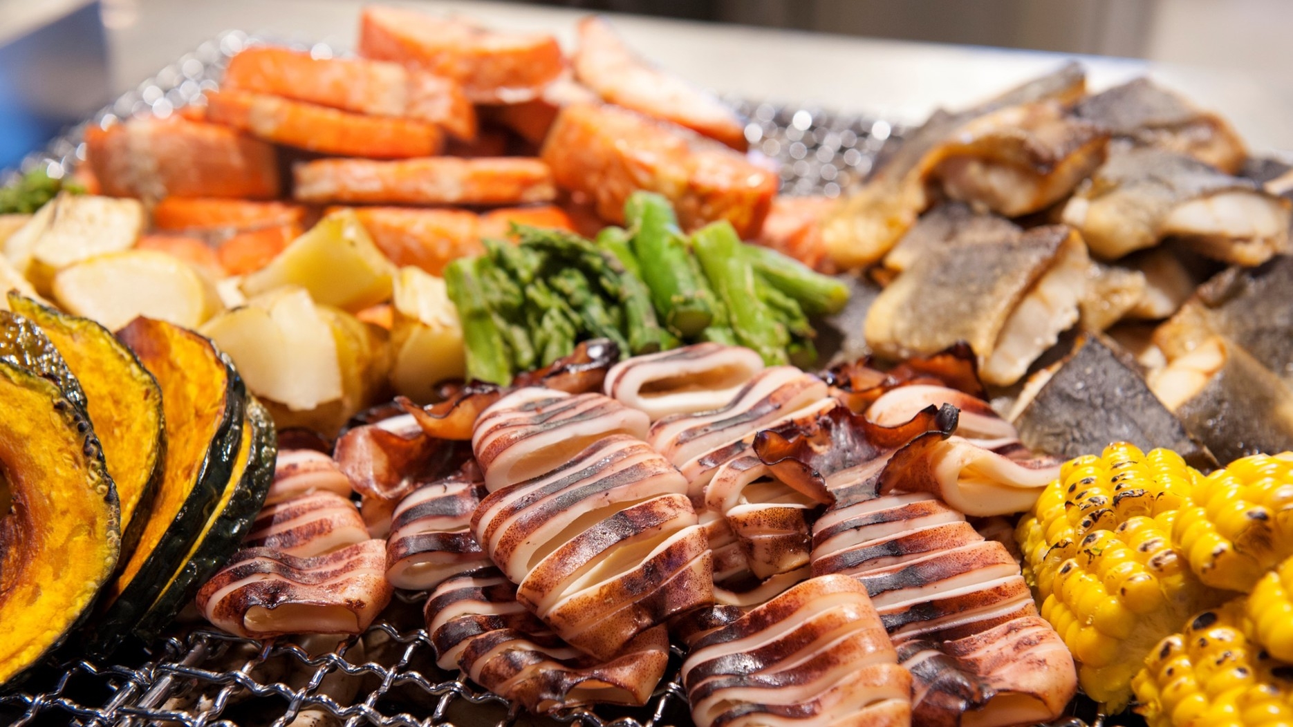 【秋冬SALE】〜どこよりも函館らしく〜温泉大浴場を完備＆和洋メニュー多彩な話題の朝食バイキング付！