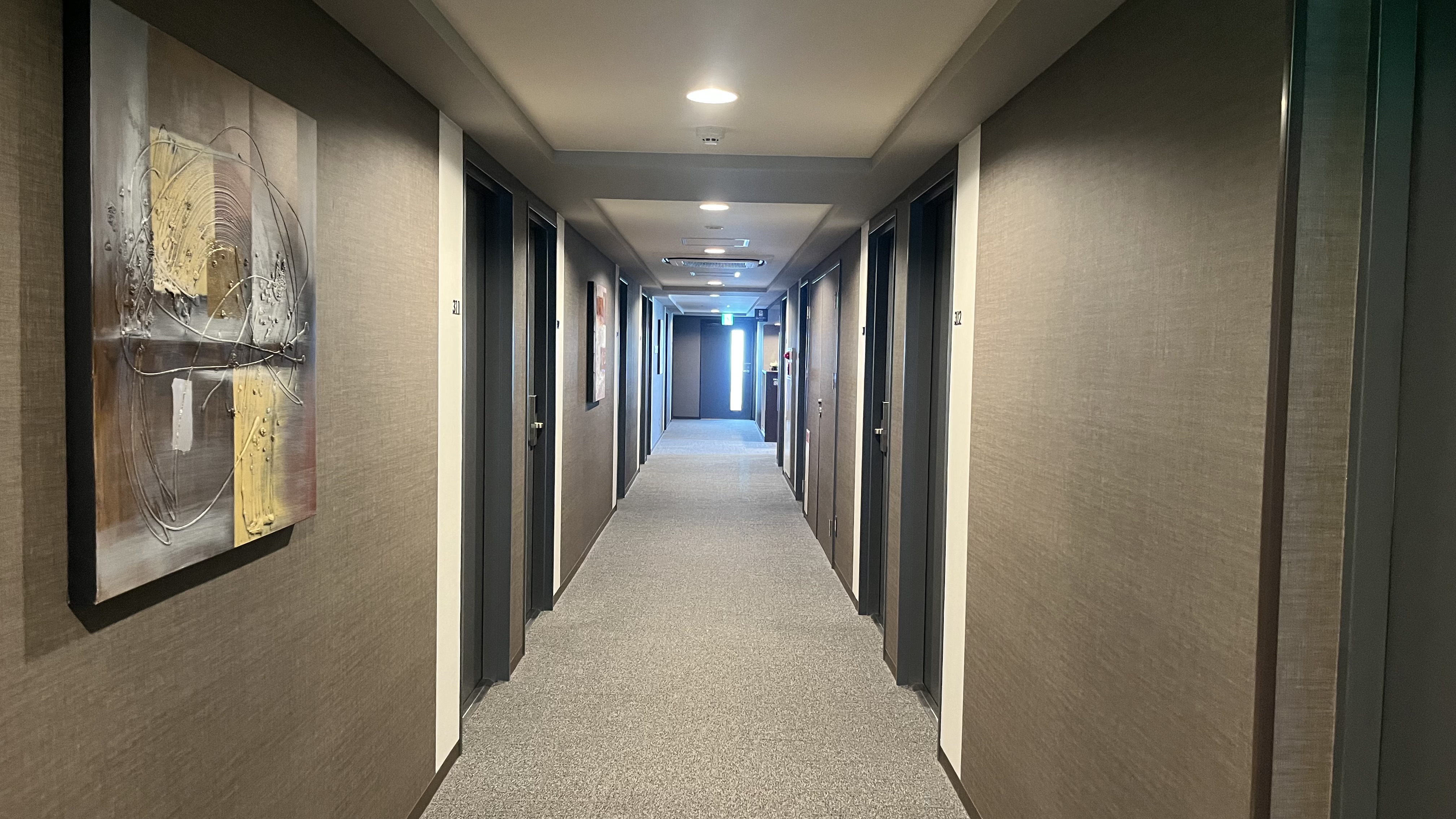 客室階廊下