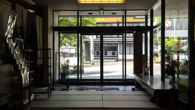 7月8月がお得！お日にち限定でお得に宿泊〜1泊2食付き基本プラン〜【弥彦駅から徒歩1分！】
